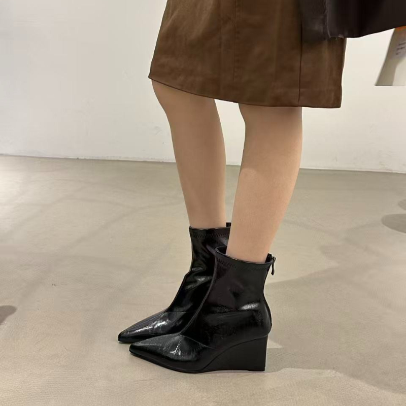 Botki damskie jesienno-zimowe  – Vintage Fashion Aesthetic recenzja i cena