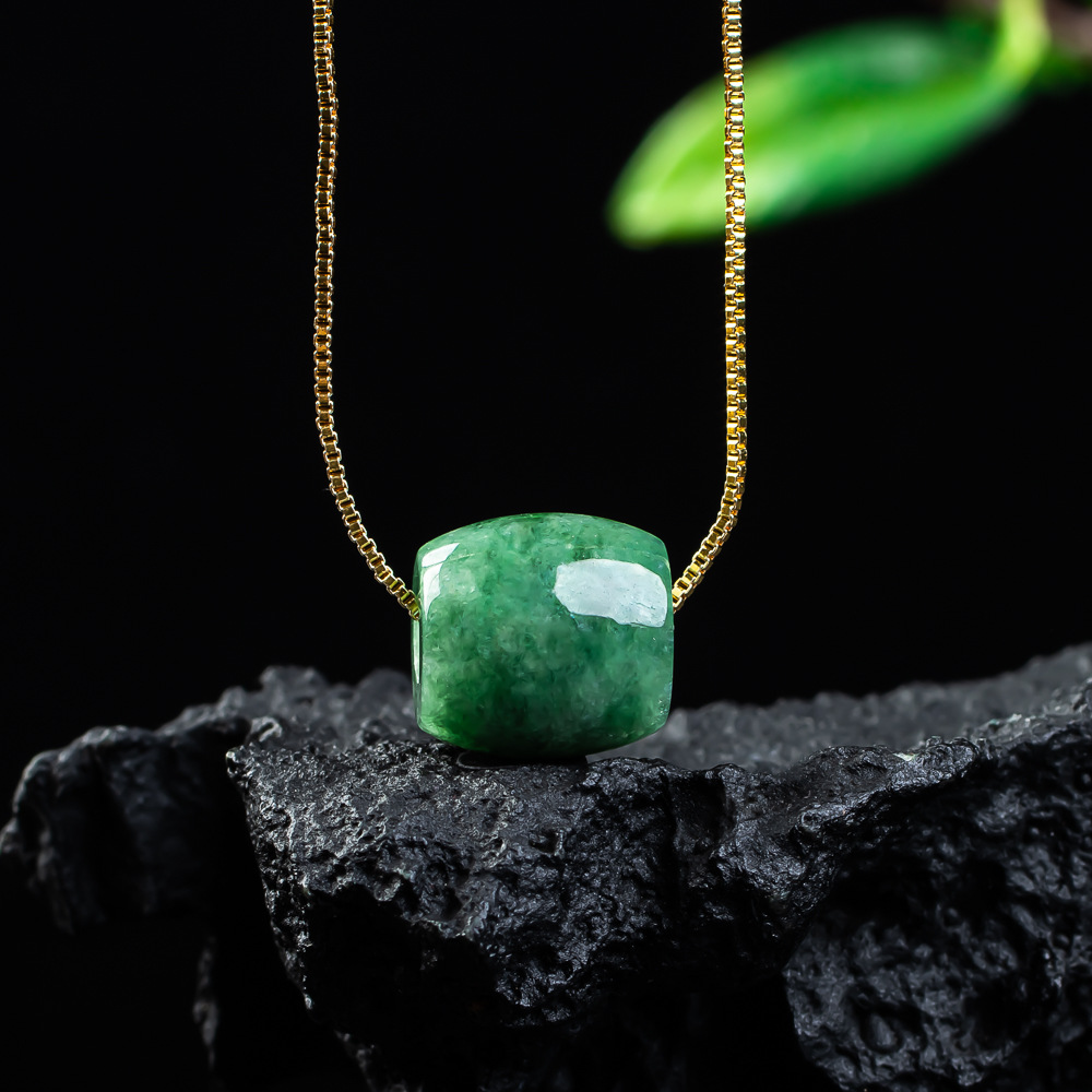Naturalny, prawdziwy jadeitowy – Vintage Fashion Aesthetic recenzja i cena